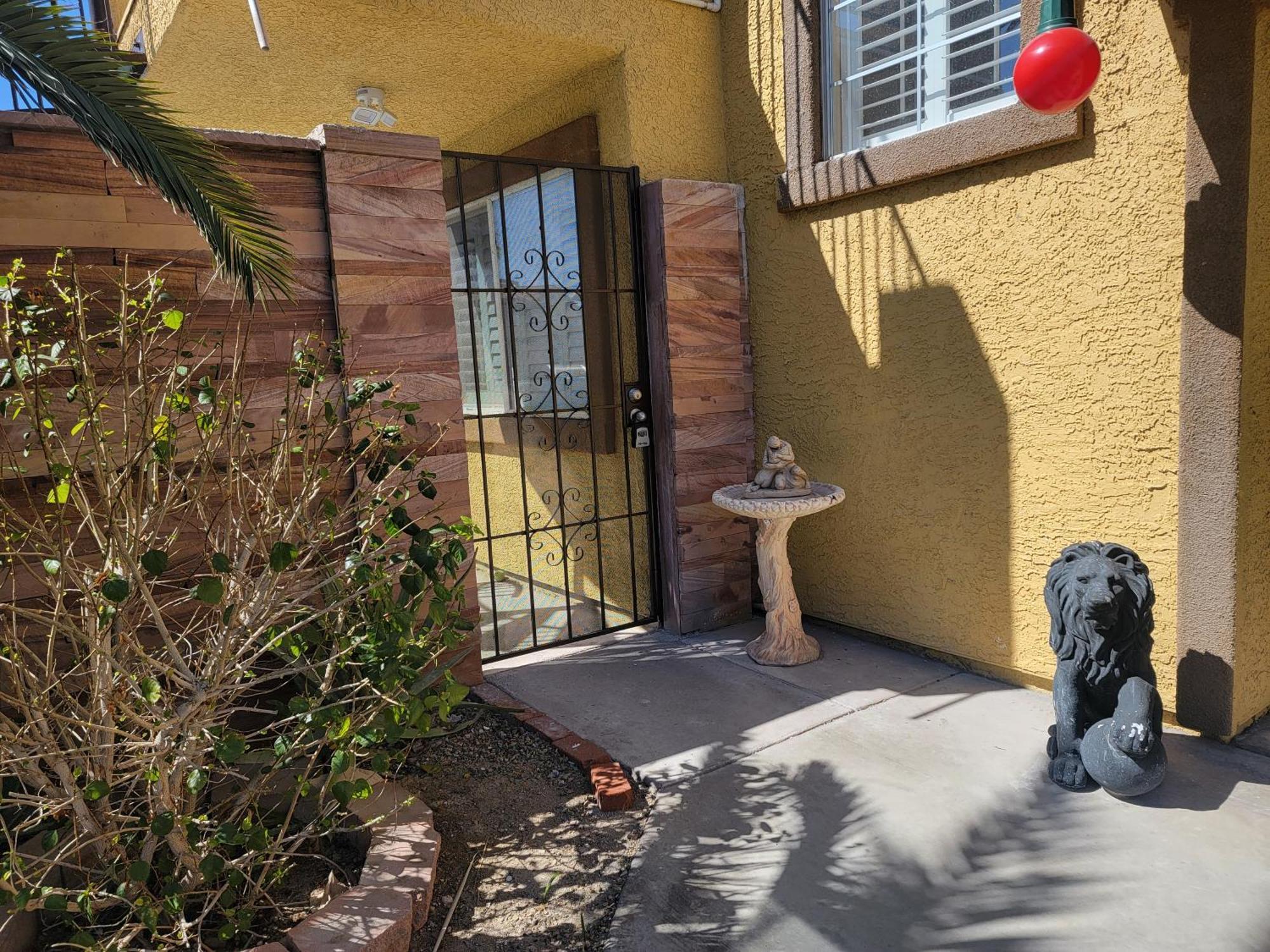 Villa Juan Guest House Private Las Vegas Exterior photo